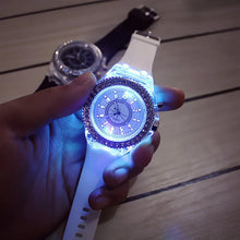 led Flash Luminous Watch Personality trends students lovers jellies woman men's watches 7 color light WristWatch bayan kol saati